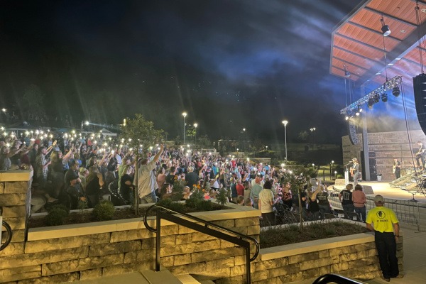 amphitheater Ellis Pool